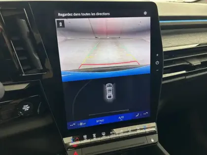 Photo 19 Renault Austral  E-Tech full hybrid 200 GSR2