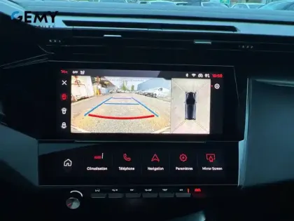 Photo 16 Peugeot 308  PureTech 130ch S&S EAT8