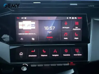 Photo 12 Peugeot 308  PureTech 130ch S&S EAT8