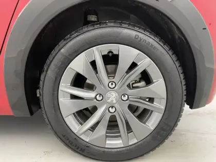 Photo 15 Peugeot 208  Electrique 50 kWh 136ch