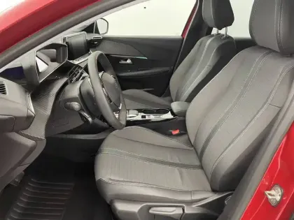 Photo 13 Peugeot 208  Electrique 50 kWh 136ch