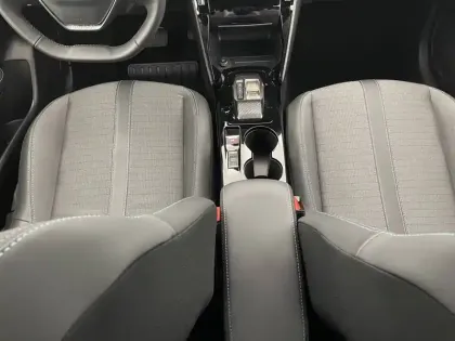 Photo 23 Peugeot 208  Electrique 50 kWh 136ch