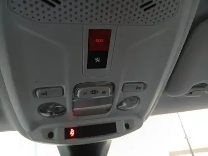 Photo 37 Peugeot 208 Gén. II Ph1 NG Active 5