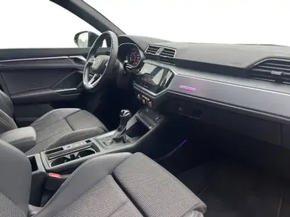 Photo 8 Audi Q3  35 TFSI 150 ch S tronic 7