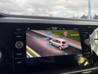 Photo 38 Volkswagen Polo  1.0 TSI 95 S&S DSG7