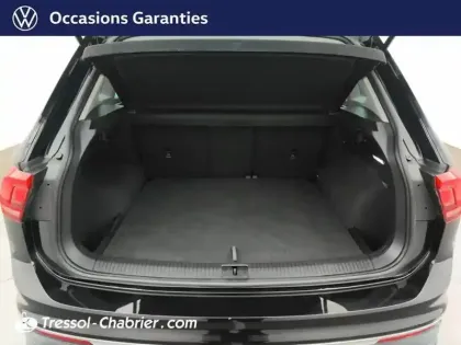 Photo 7 Volkswagen Tiguan  2.0 TDI 150ch DSG7 Life Plus