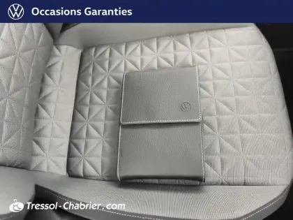 Photo 15 Volkswagen Tiguan  2.0 TDI 150ch DSG7 Life Plus