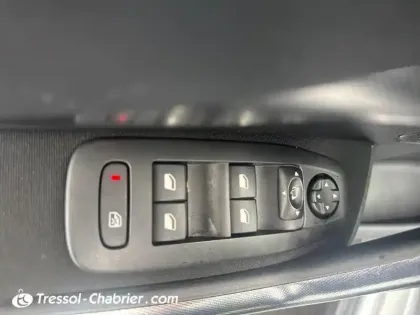 Photo 19 Peugeot 2008  1.2 PureTech 110ch S&S EAT6 Allure