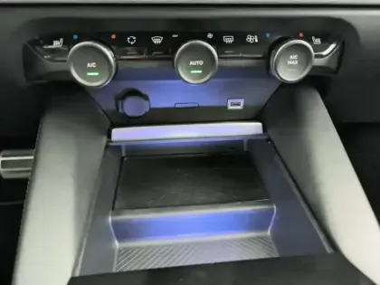 Photo 12 Citroën C5  X PureTech 180 S&S EAT8 Shine