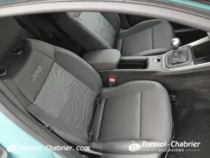 Photo 8 Jeep Avenger  1.2 Turbo T3 100 ch Summit