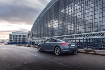 Photo 12 Audi Tt 45 TFSI 245 S tronic 7 Quaro 20 Years