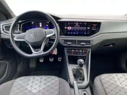 Photo 28 Volkswagen Polo 1.0 TSI 95 S&S BVM5 R-Line