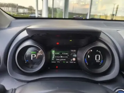Photo 15 Toyota Yaris Hybride 1.5 HYBRID 116H DYNAMIC AUTO