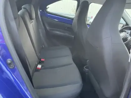 Photo 9 Toyota Aygo 1.0 VVT-i 72 Active Business CH BVM5 AC