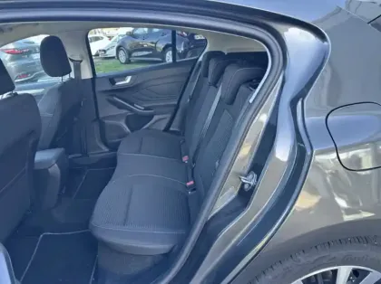 Photo 8 Ford Focus 1.0 EcoBoost mHEV 125ch Titanium X Business