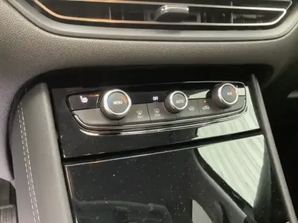 Photo 15 Opel Grandland 1.5 Diesel 130 ch BVA8 GS