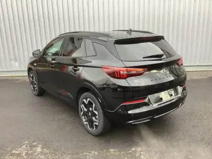 Photo 6 Opel Grandland 1.5 Diesel 130 ch BVA8 GS