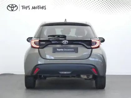 Photo 8 Toyota Yaris 120 VVT-i Design