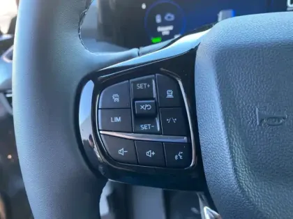 Photo 16 Ford Transit Custom Fg 320 L2H1 2.5 Duratec 232ch Hybride recheargeable Multicab Limited CVT