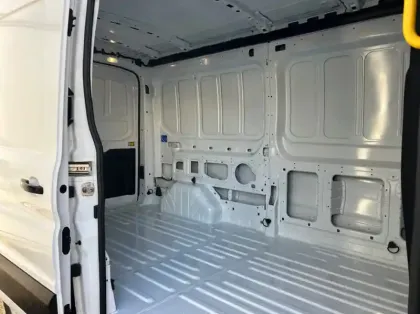 Photo 8 Ford Transit Fourgon Fg T310 L3H2 2.0 EcoBlue 105ch Ambiente