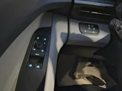 Photo 5 Ford Explorer 286ch Extended Range 77kWh RWD