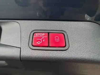 Photo 20 Mercedes GLB 200 d AMG Line