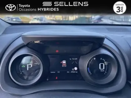 Photo 13 Toyota Yaris  Cross 116h Dynamic MY22