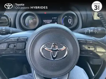 Photo 12 Toyota Yaris  116h Design 5p MY22