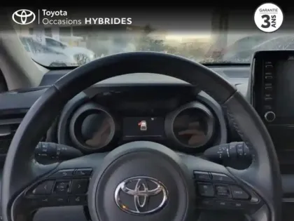 Photo 12 Toyota Yaris  116h Design 5p Pack Confort