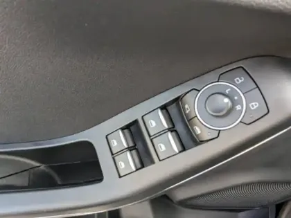 Photo 11 Ford Puma  1.0 Flexifuel 125ch S&S mHEV ST-Line