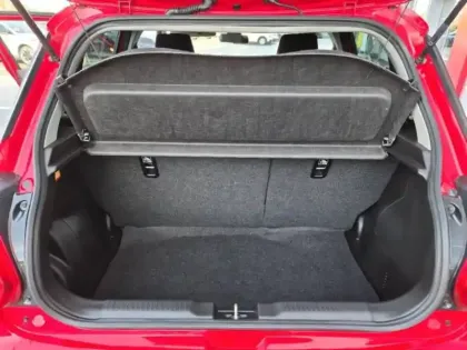 Photo 18 Suzuki Swift  1.2 Dualjet Hybrid 83ch Privilège