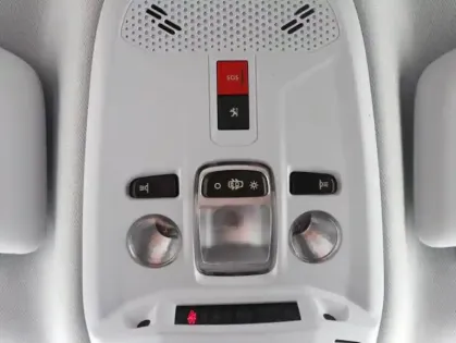 Photo 14 Peugeot 2008  1.2 PureTech 130ch S&S Style