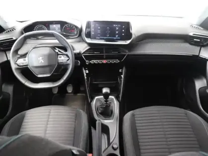 Photo 9 Peugeot 2008  1.2 PureTech 130ch S&S Style