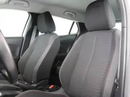 Photo 15 Peugeot 2008  1.2 PureTech 130ch S&S Style