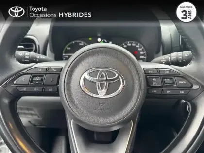 Photo 8 Toyota Yaris  116h Dynamic 5p MY22