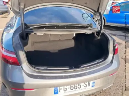 Photo 13 Mercedes Classe E  Coupe 220 d 194ch Sportline 9G-Tronic Euro6d-T