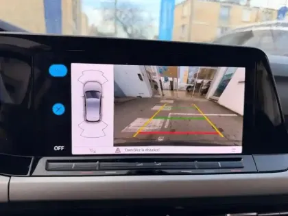 Photo 11 Volkswagen Golf  1.0 eTSI OPF 110ch Life Plus DSG7