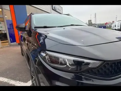 Photo 13 Fiat Tipo Gén. II Ph2 MY23 Cross 5