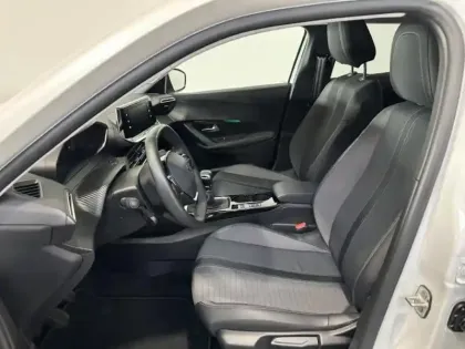 Photo 8 Peugeot 2008  1.2 PureTech 130ch S&S Allure