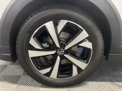 Photo 9 Volkswagen Taigo  1.0 TSI 110ch Style DSG7