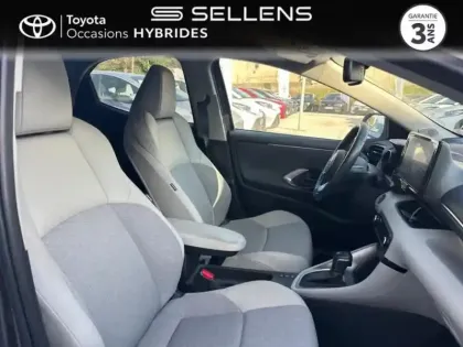Photo 5 Toyota Yaris  116h Iconic 5p