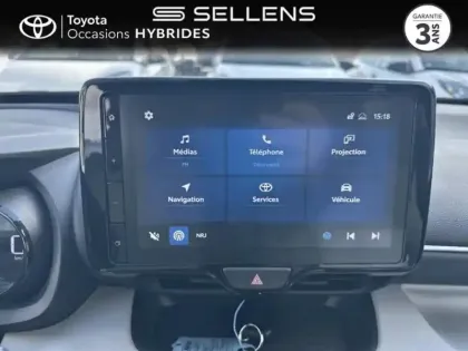 Photo 14 Toyota Yaris  116h Iconic 5p