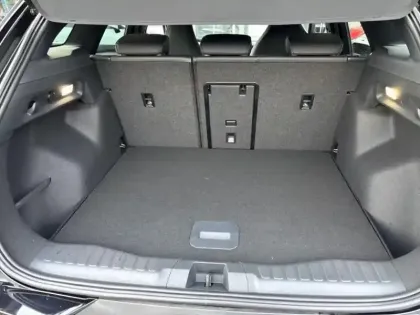 Photo 8 Ford Explorer  340ch Extended Range 79kWh Select AWD 8cv