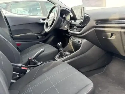 Photo 10 Ford Fiesta  1.1 70ch Business Nav 5p Euro6.2