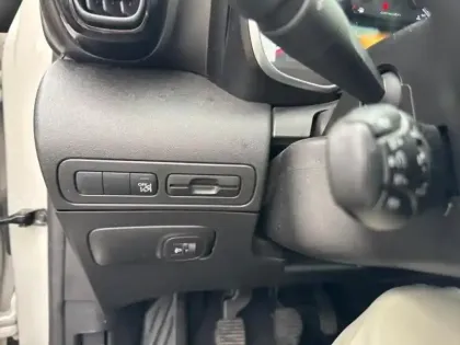 Photo 13 Citroën C3 Aircross  BlueHDi 100ch S&S Shine E6.d-TEMP