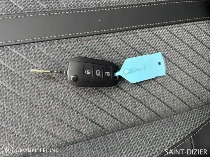 Photo 11 Peugeot 208  1.2 Hybrid 110ch Envy e-DCS6