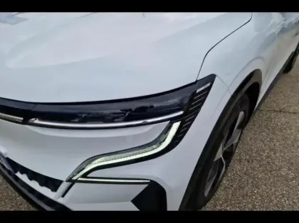 Photo 14 Renault Megane  E-Tech Electric EV40 130ch Equilibre boost charge