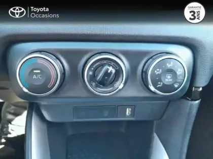 Photo 10 Toyota Yaris  70 VVT-i Dynamic Business 5p MY22