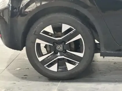 Photo 10 Peugeot 208  1.2 100ch S&S Allure