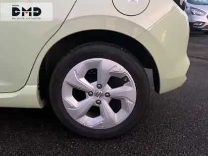 Photo 12 Suzuki Swift  1.2 Hybrid 83ch Privilège Auto